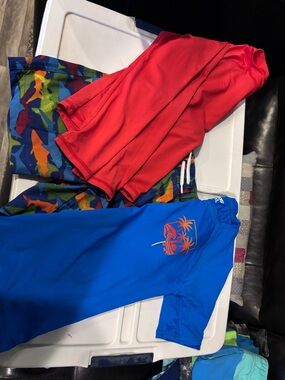 Land’s end rash guard set